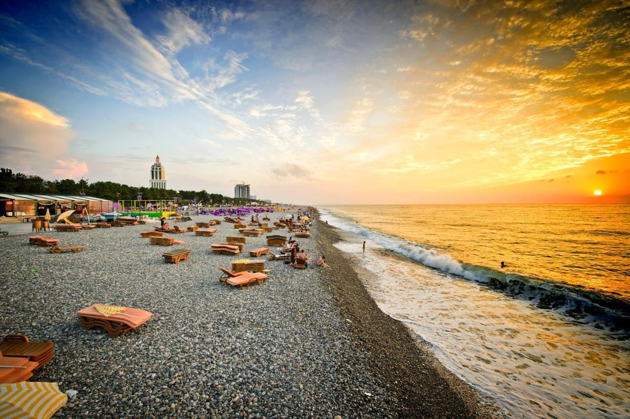Orbi City Sea View Batumi Zewnętrze zdjęcie